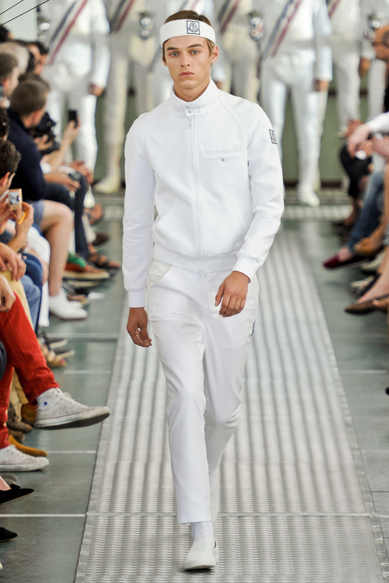 Moncler Gamme Bleu 2012bDƬ