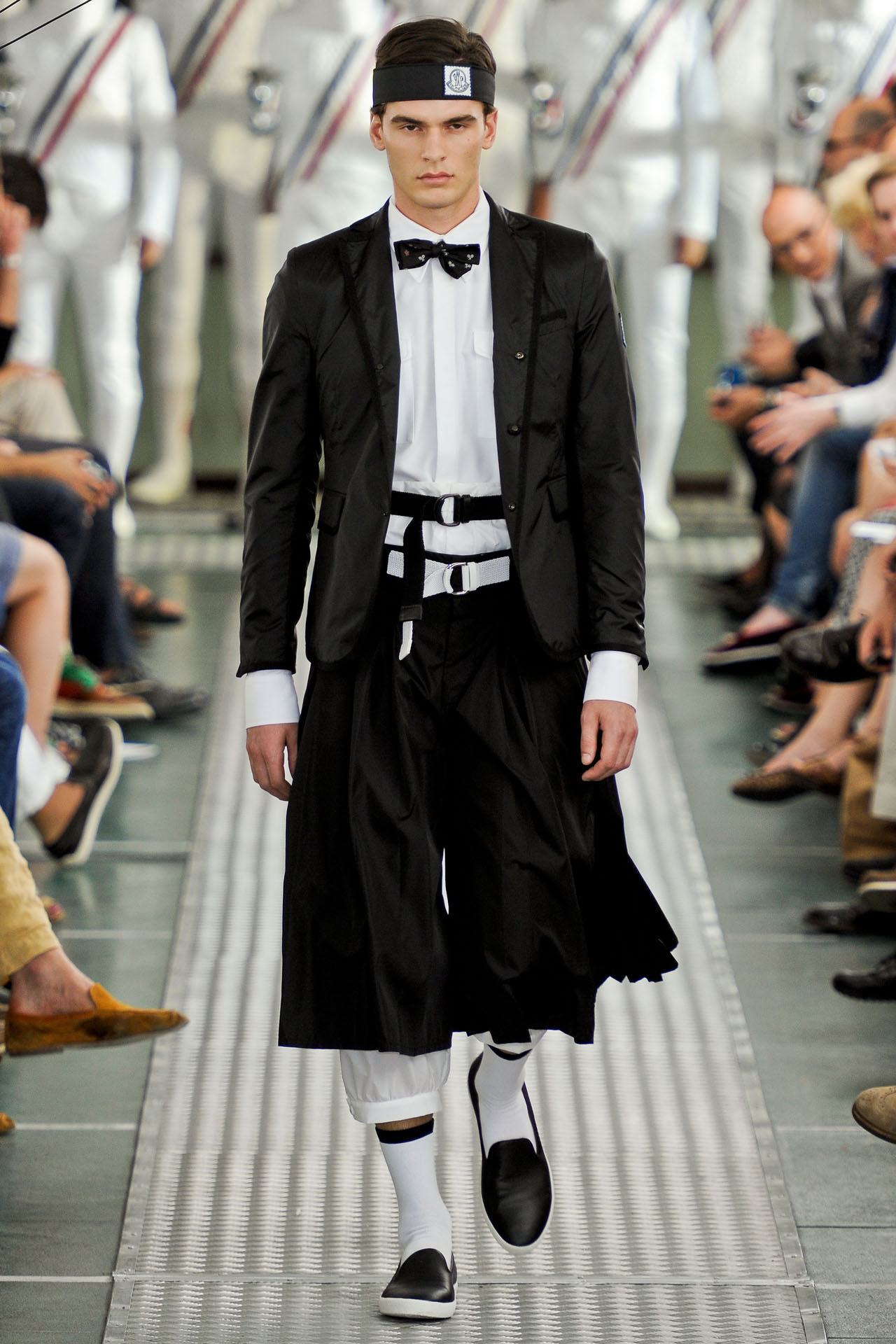 Moncler Gamme Bleu 2012bDƬ
