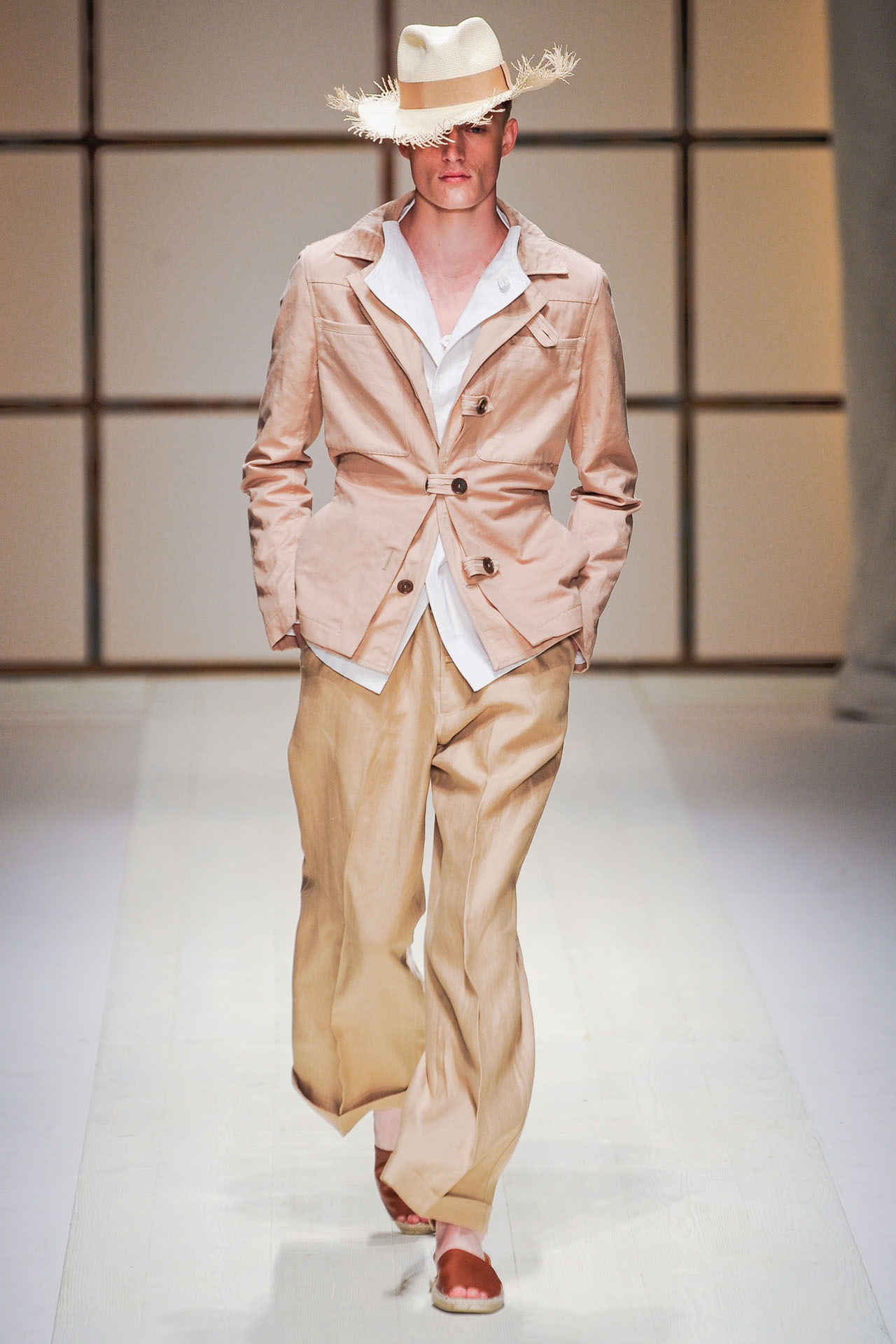 Salvatore Ferragamo 2012bDƬ