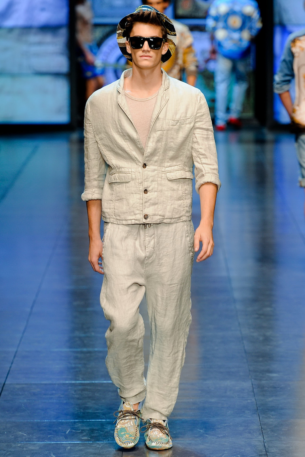 D&G 2012bDƬ