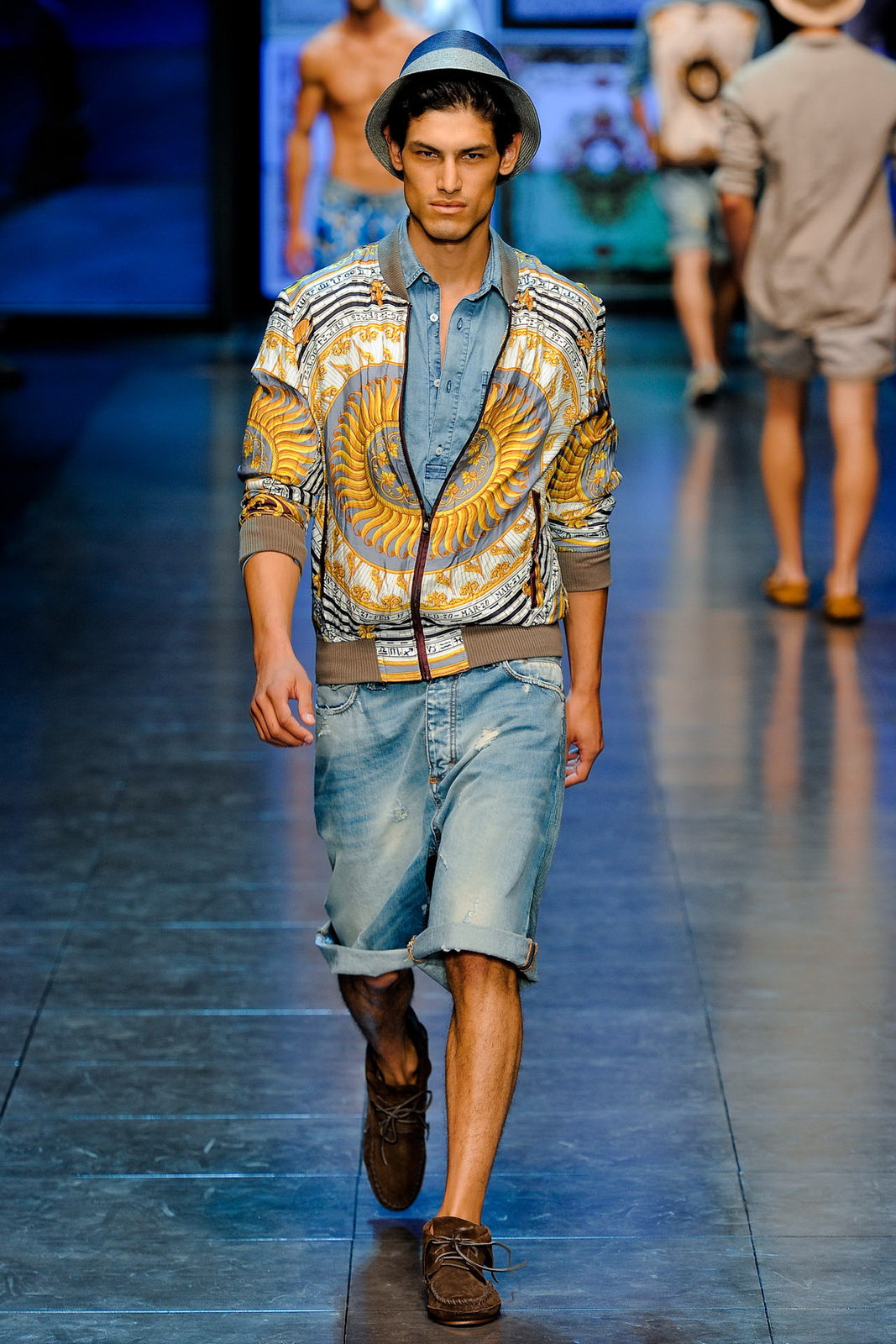 D&G 2012bDƬ