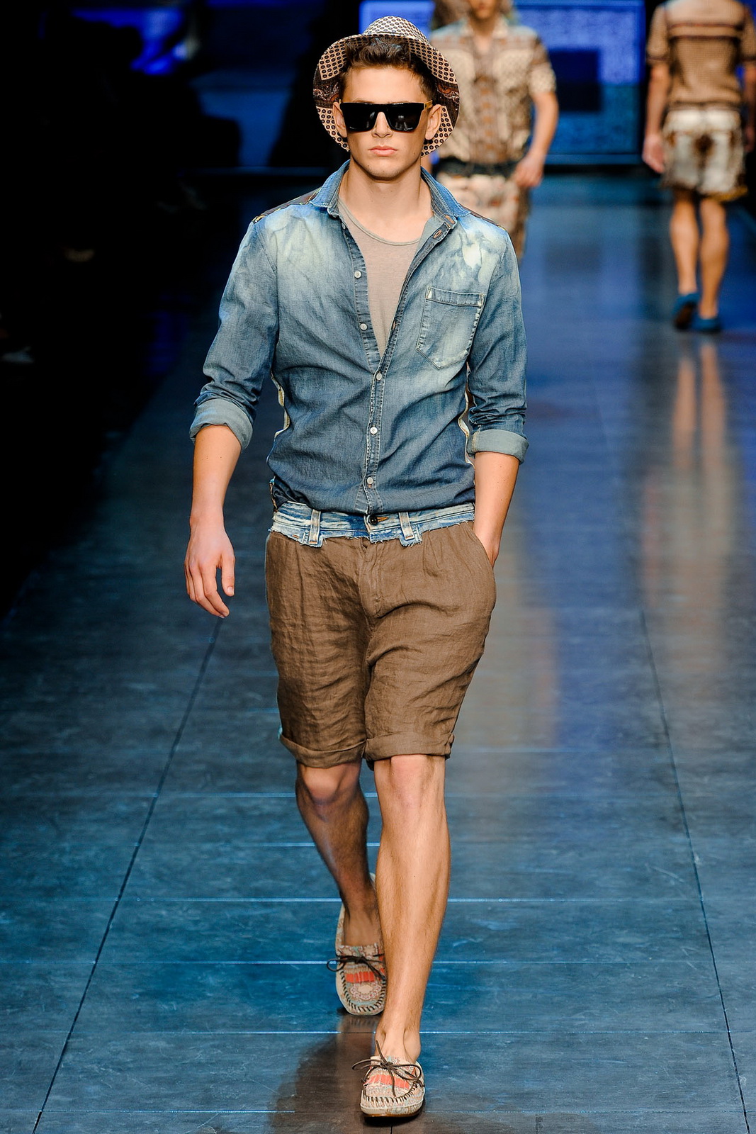 D&G 2012bDƬ
