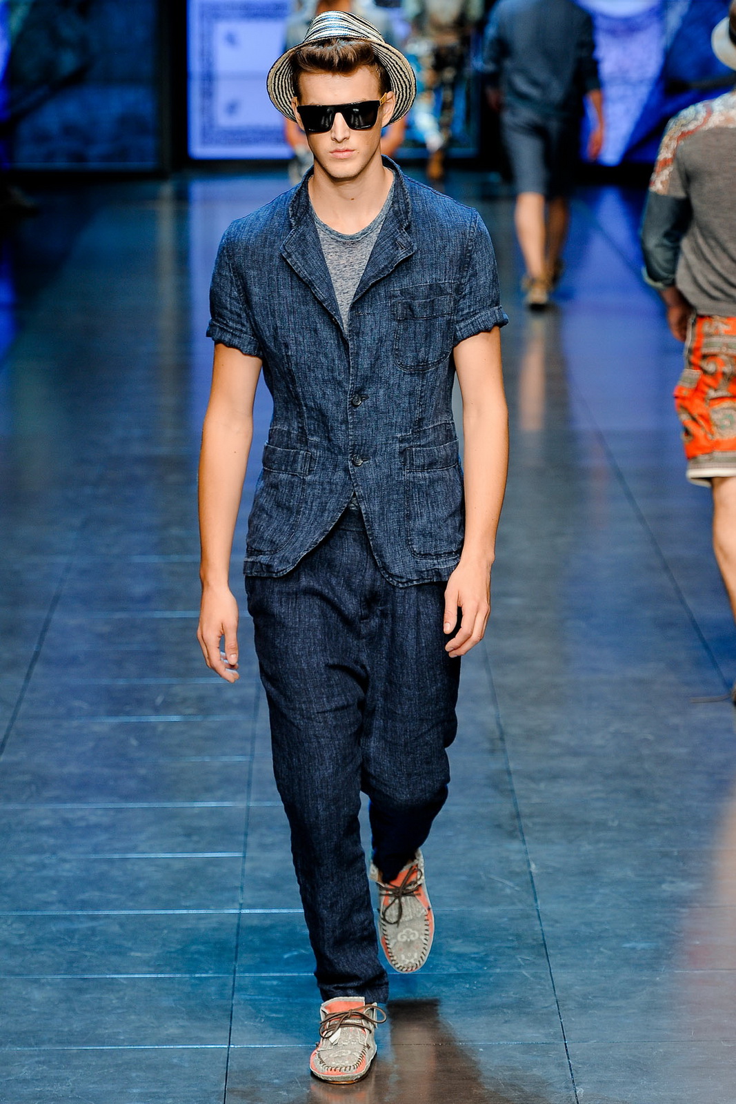 D&G 2012bDƬ