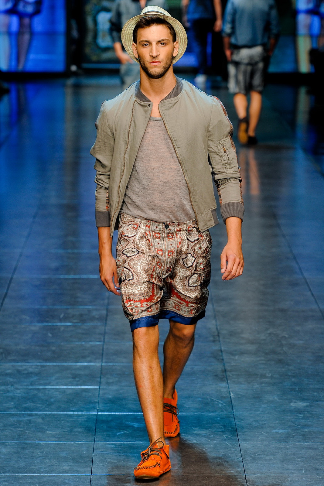 D&G 2012bDƬ