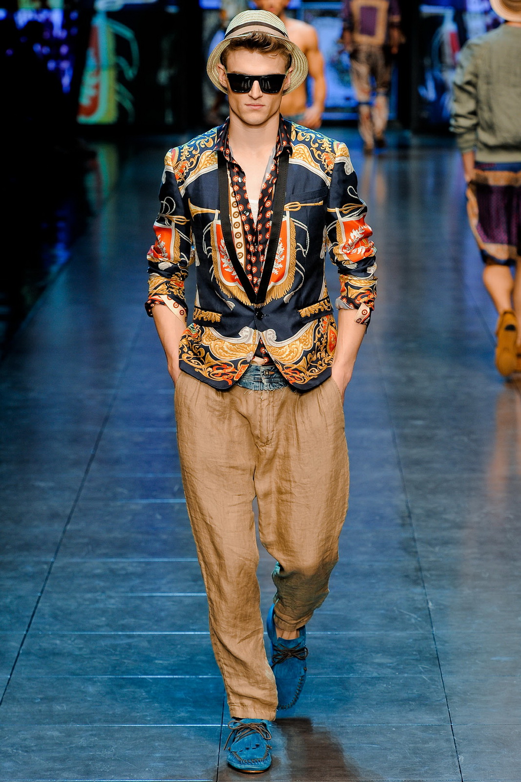 D&G 2012bDƬ