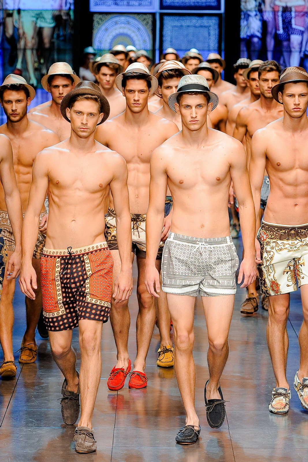 D&G 2012bDƬ