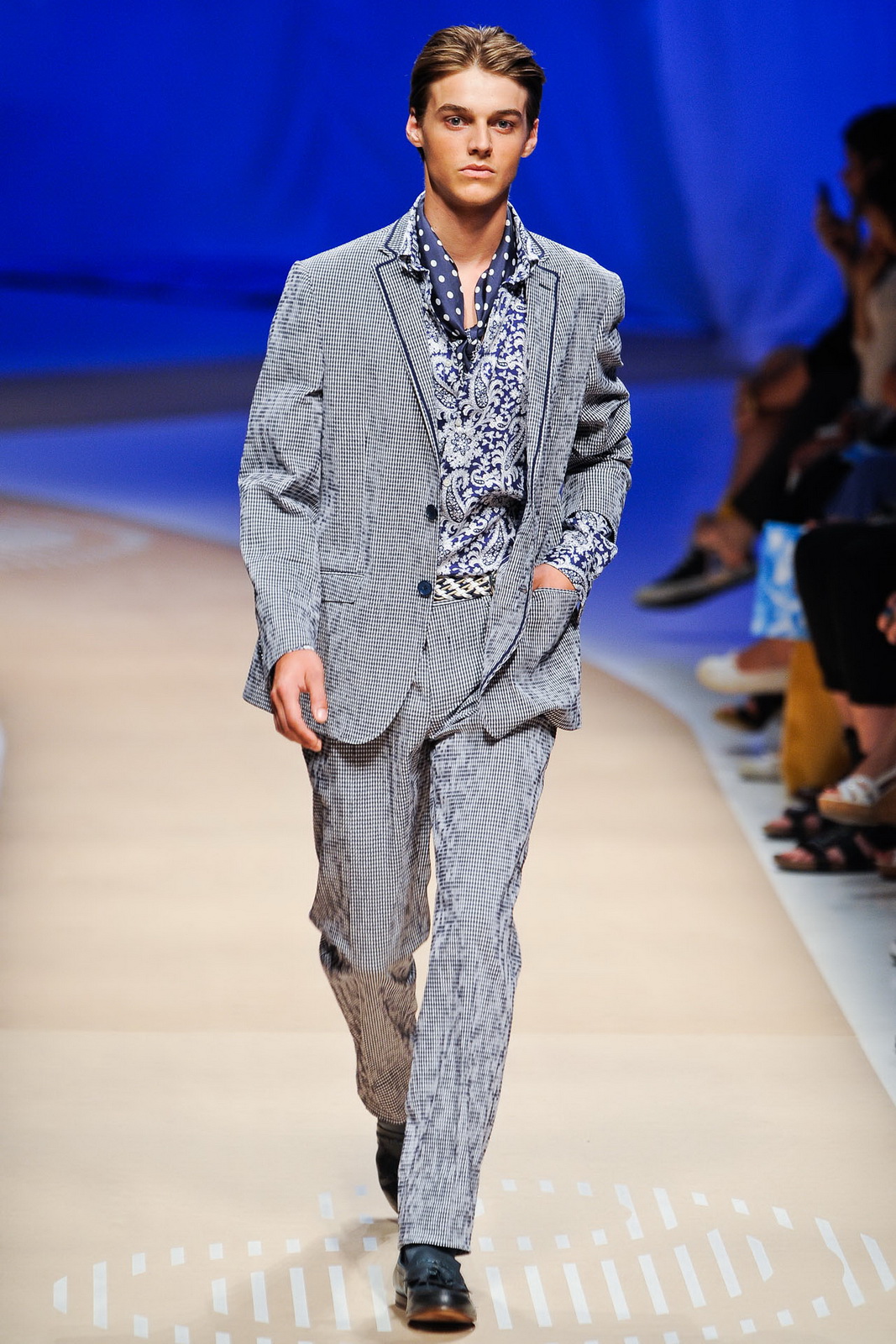 Etro 2012bDƬ