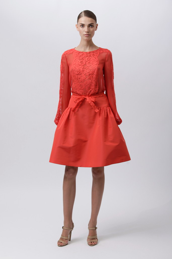 Monique Lhuillier 2012紺ϵиDƬ