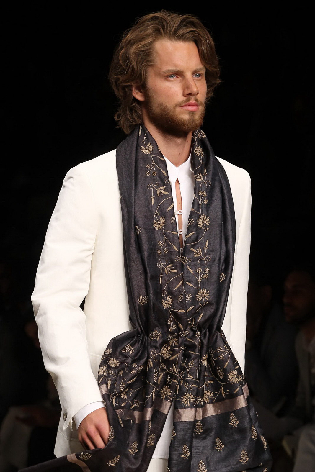 Canali 2012bDƬ
