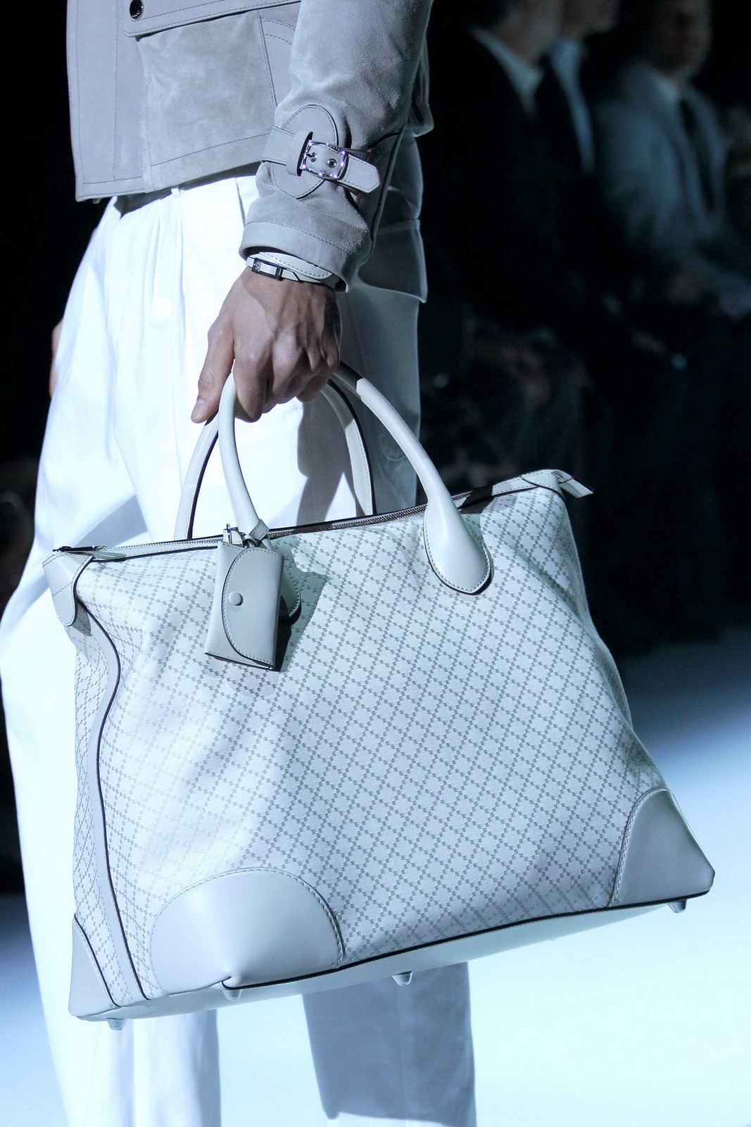 Gucci 2012bDƬ