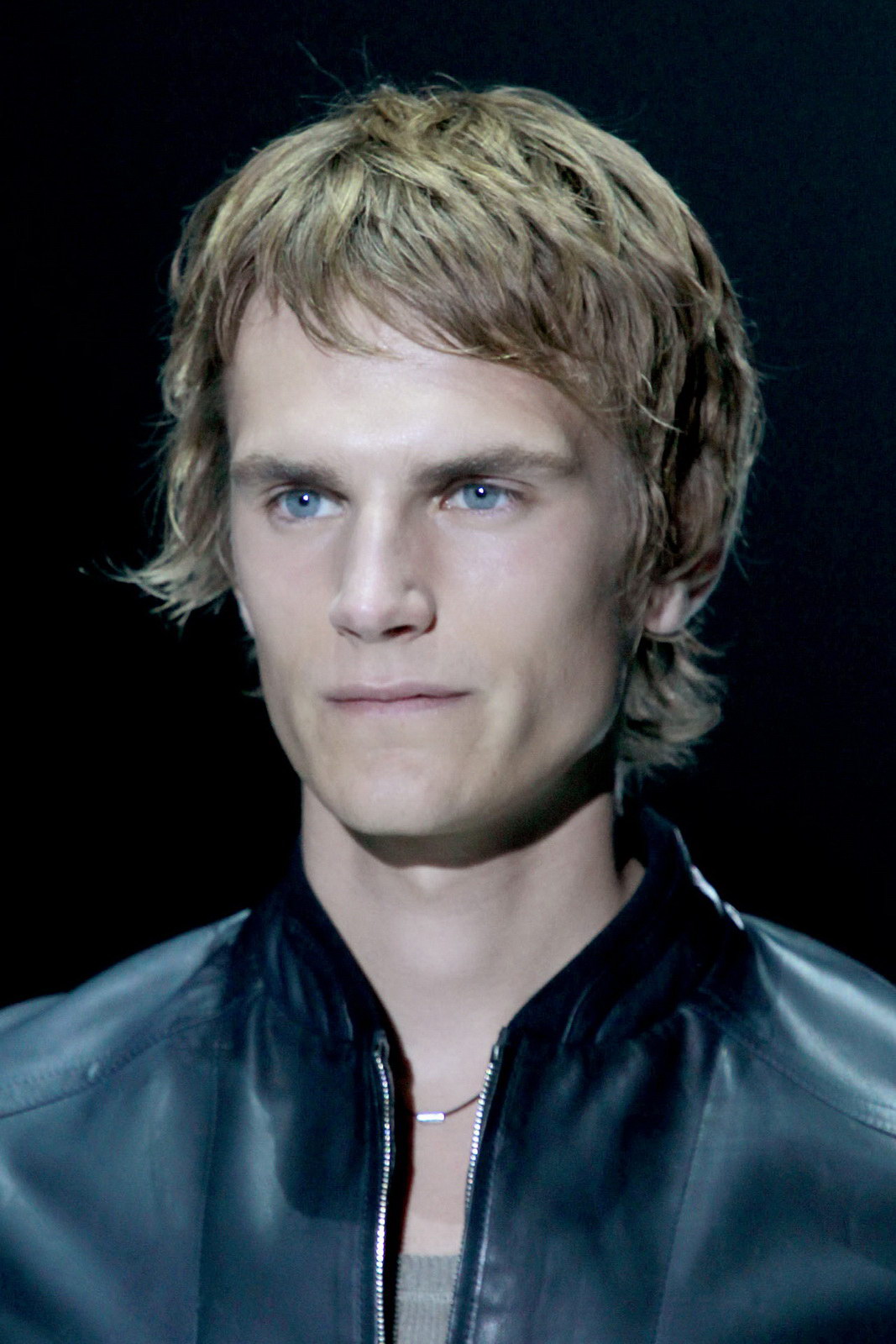 Gucci 2012b(ji)DƬ