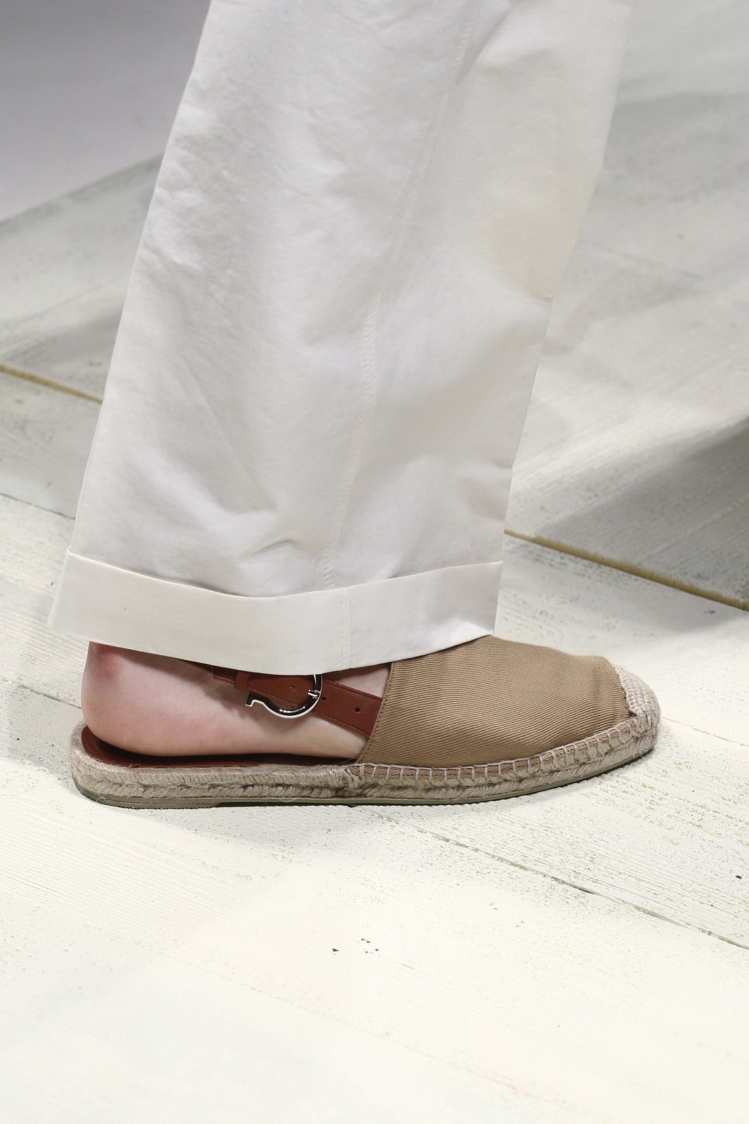 Salvatore Ferragamo 2012bDƬ