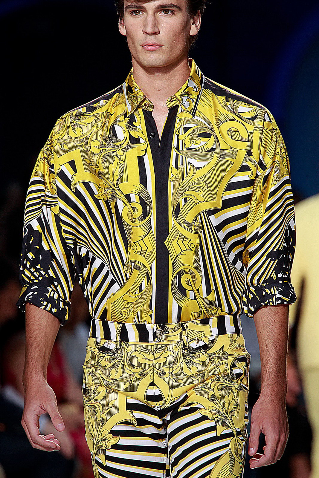 Versace 2012b(ji)DƬ