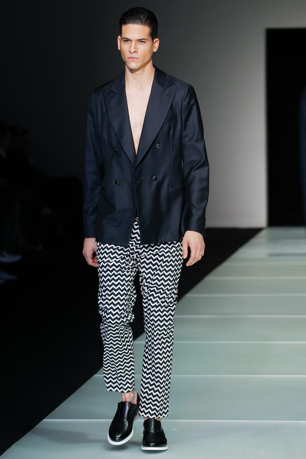 Giorgio Armani 2012bDƬ
