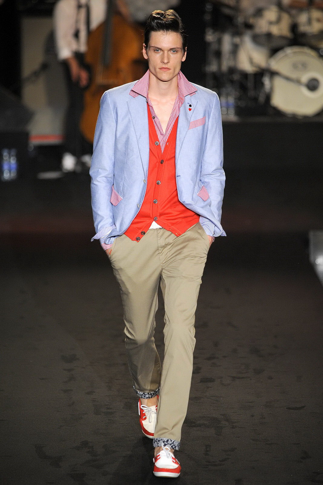 Moschino 2012bDƬ