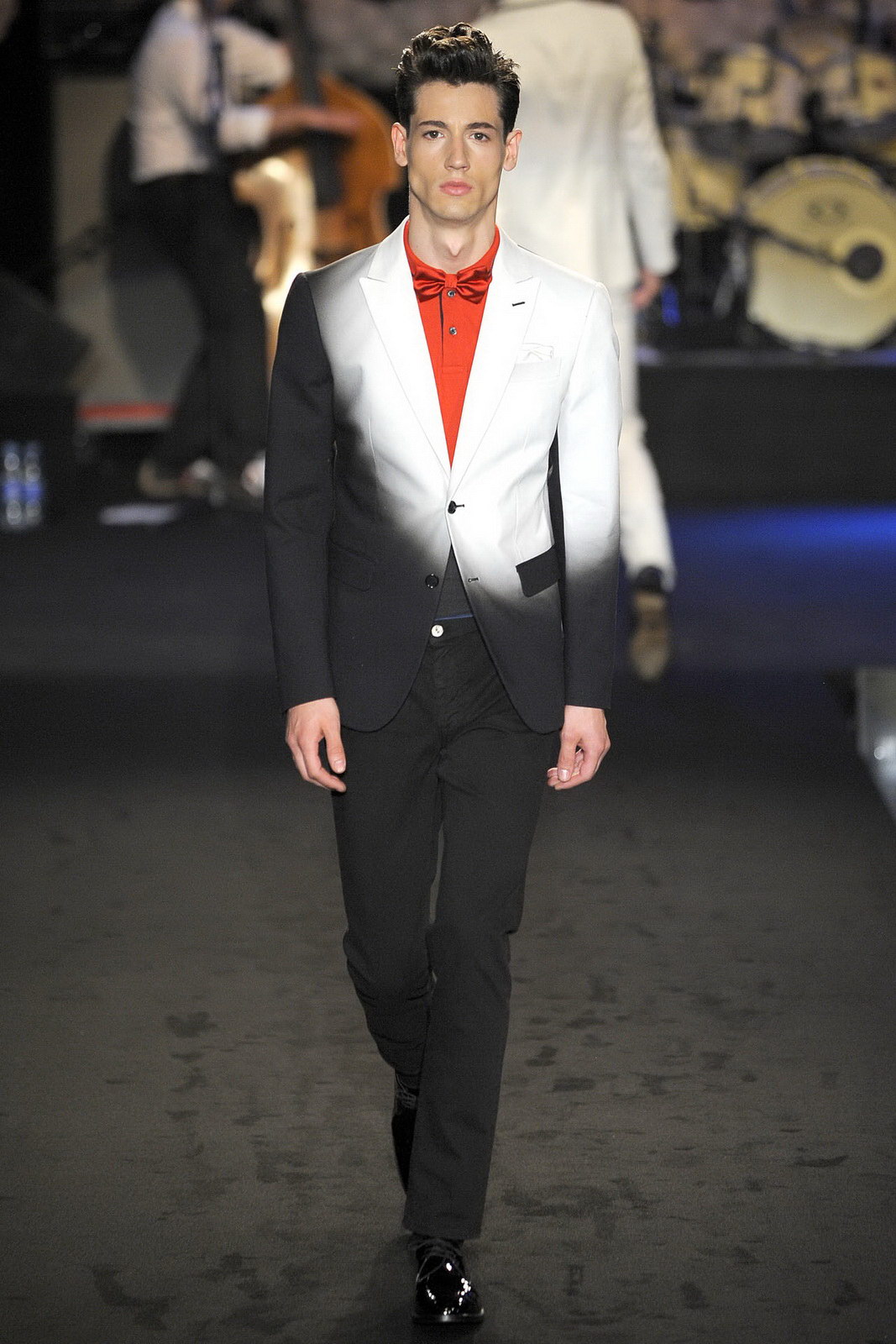 Moschino 2012bDƬ