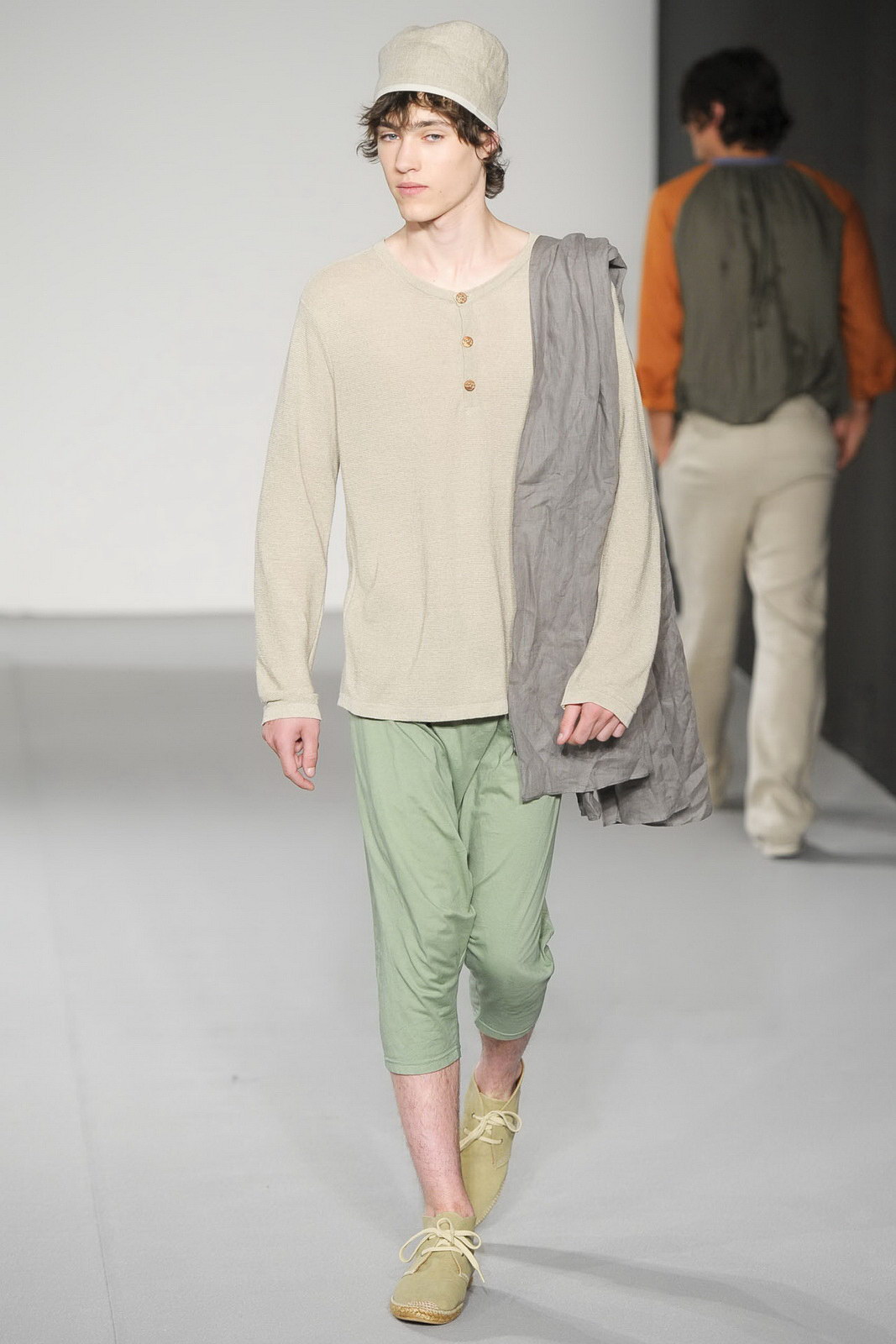 Agnes B 2012bDƬ