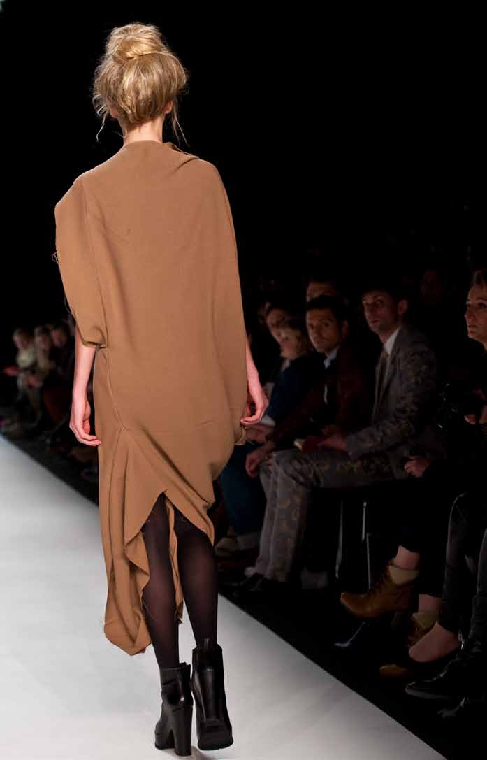 Vladimir Karaleev 2011ﶬlookbookDƬ