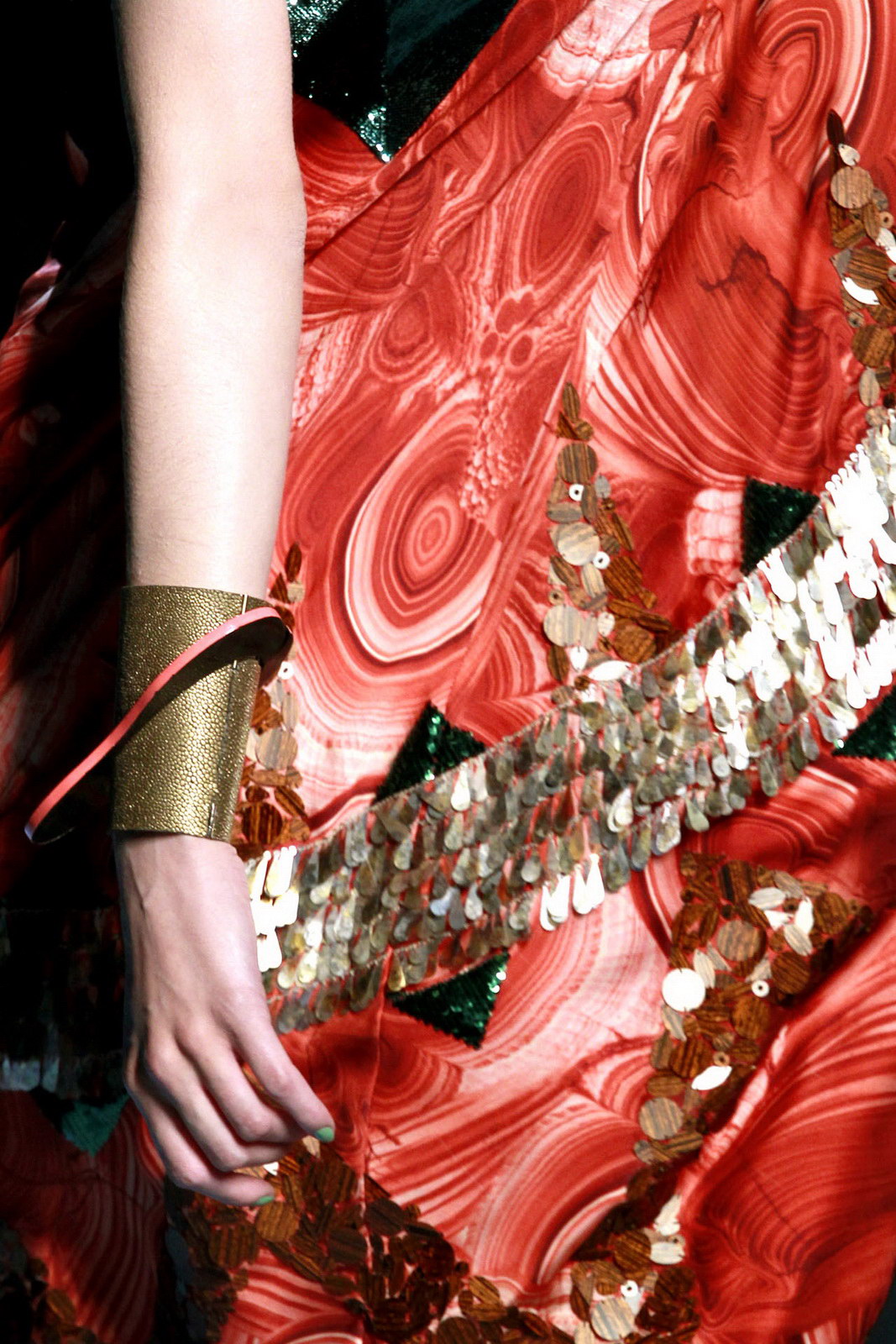 Christian Dior 2011ﶬ߼Ƽ(x)(ji) DƬ