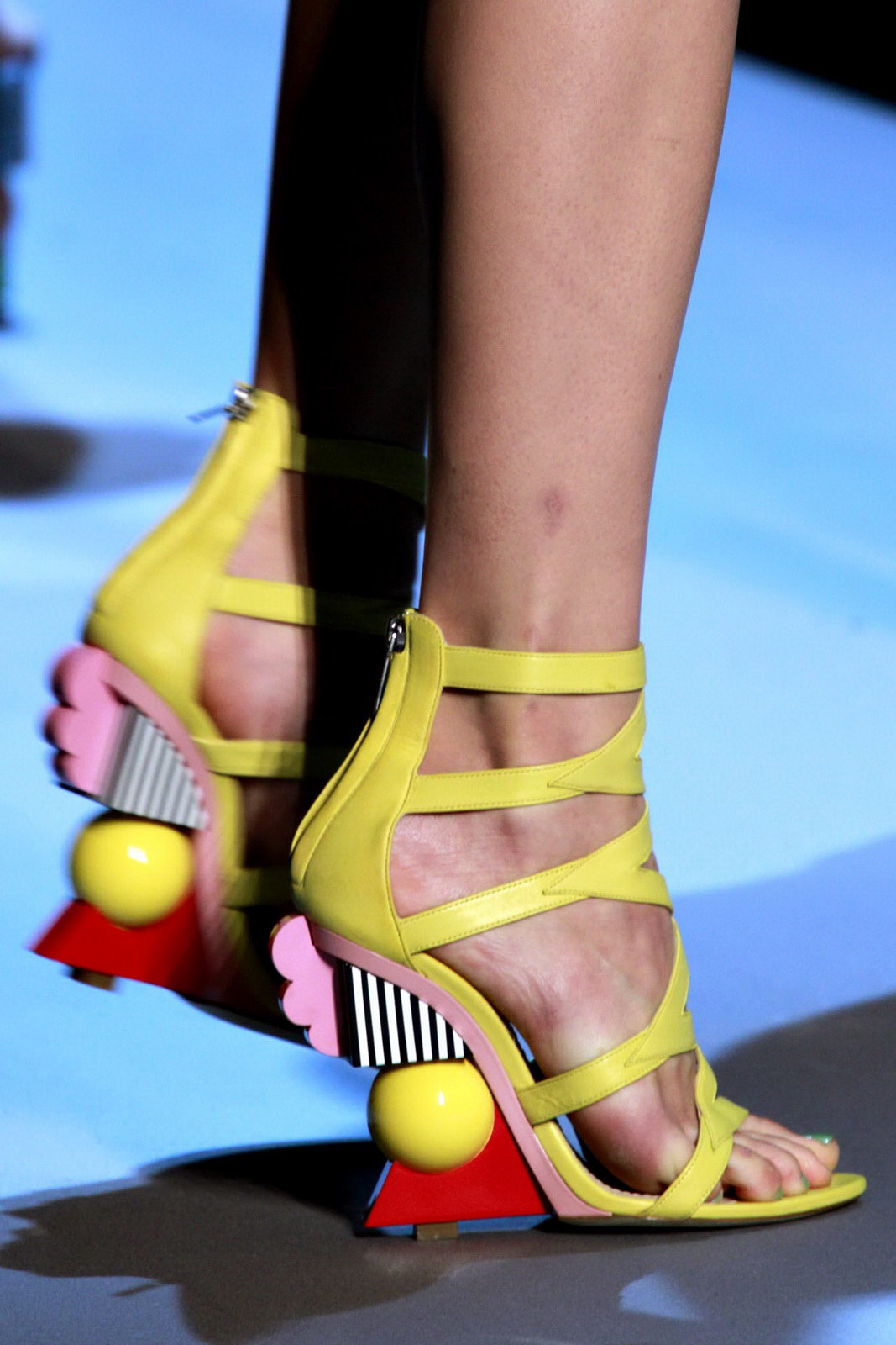 Christian Dior 2011ﶬ߼Ƽ DƬ