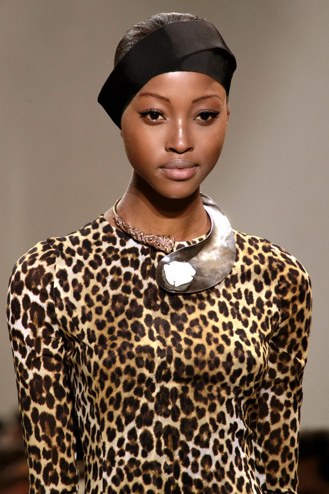 Giambattista Valli 2011ﶬ߼Ƽ(x)(ji) DƬ