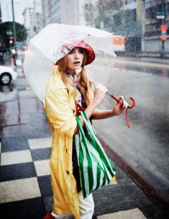 Burberry Blue Label 2011夏季女裝Look Book 高清圖片