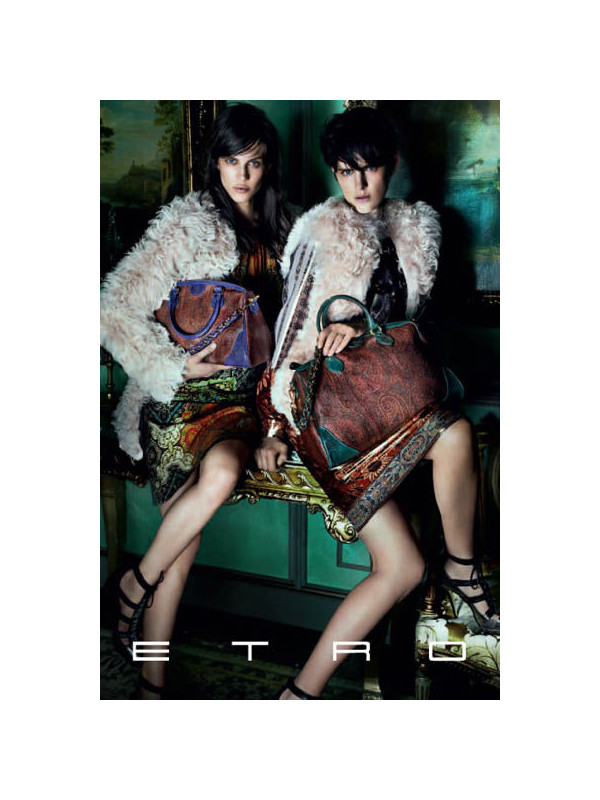 Etro 2011ﶬV DƬ