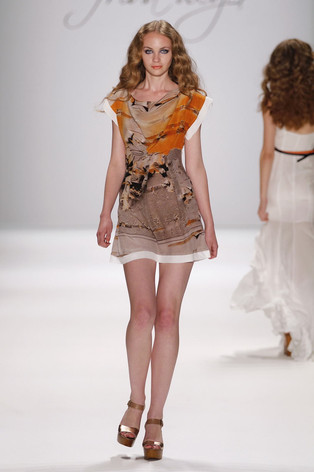 Frida Weyer 2012DƬ