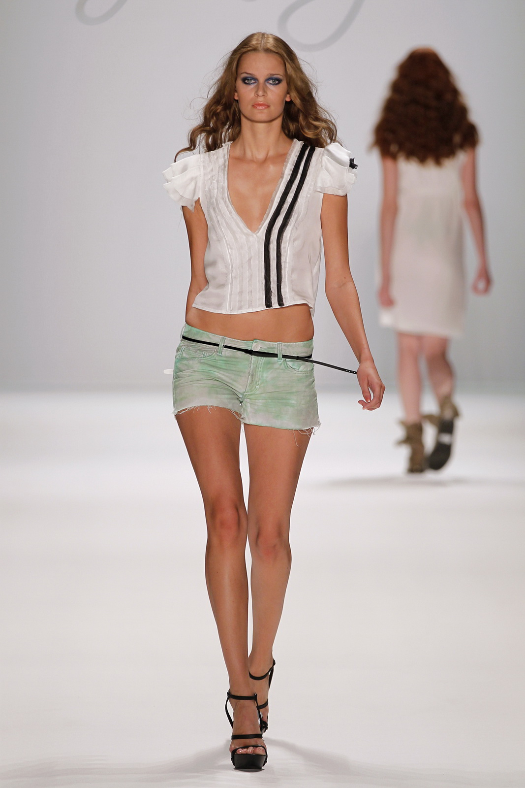 Frida Weyer 2012DƬ