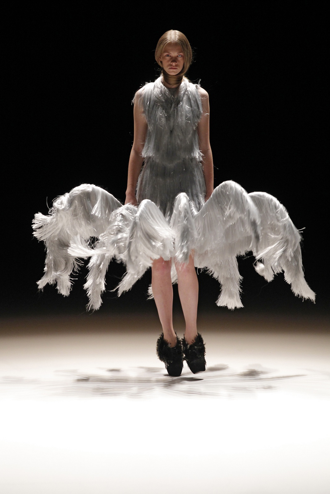 Iris van Herpen presented by Mercedes-Benz and ELLE 2012DƬ