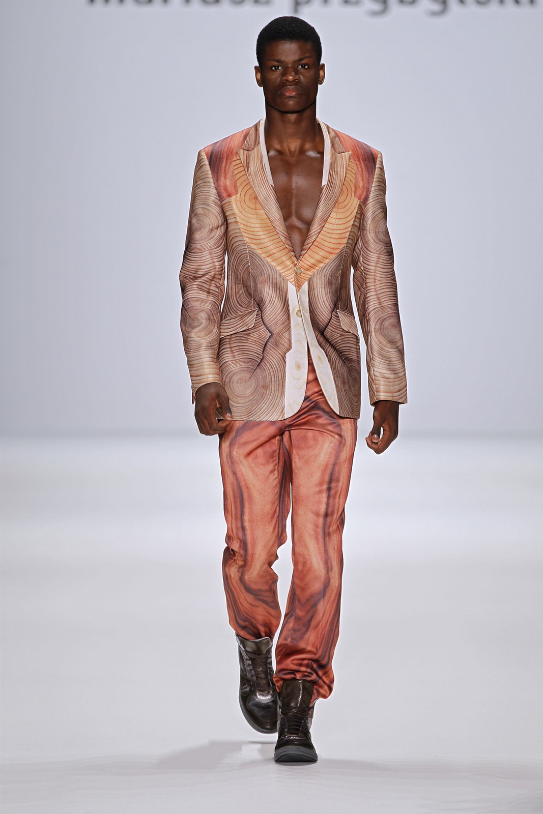 Mariusz Przybylski 2012(chng)DƬ