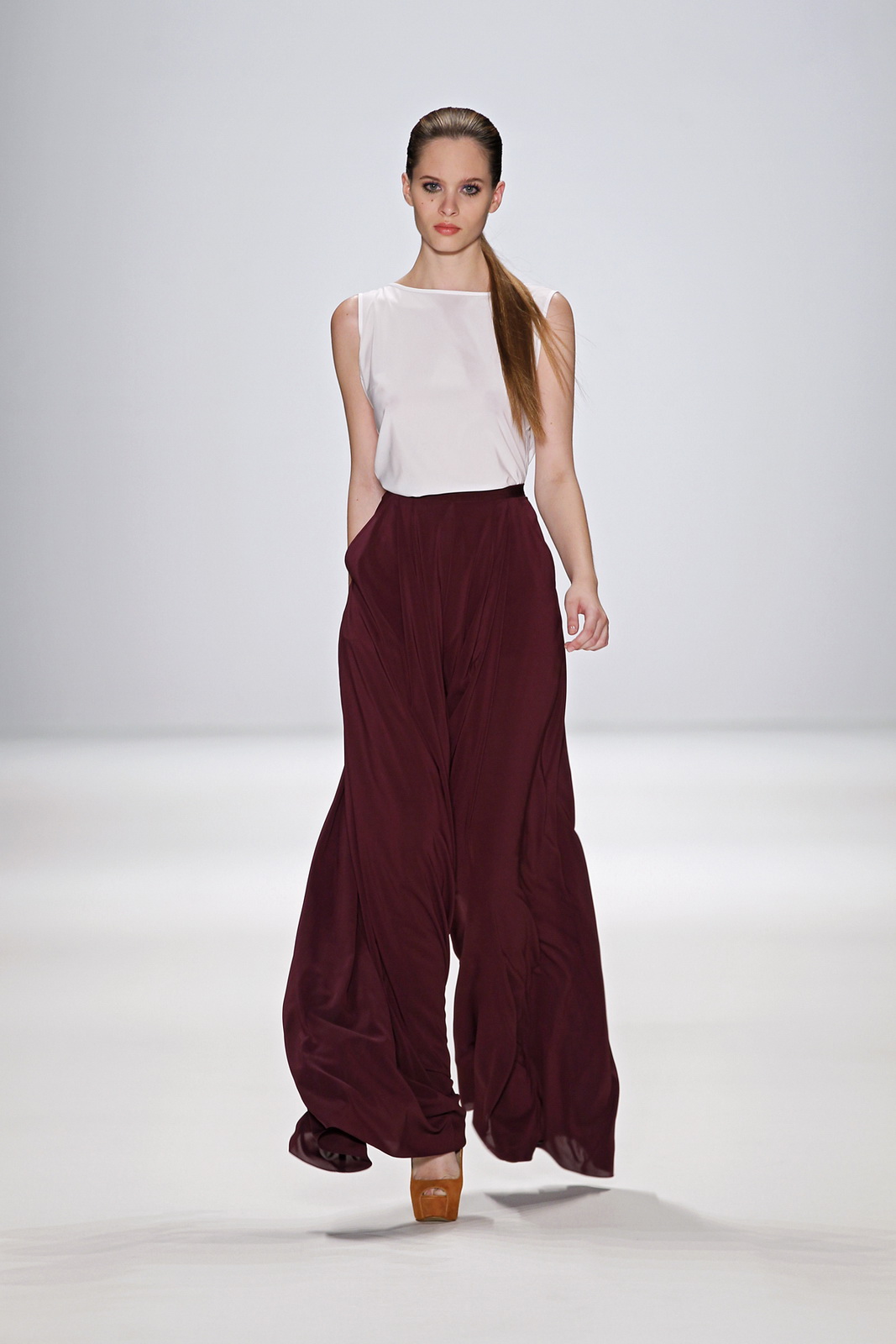 Stephan Pelger 2012DƬ