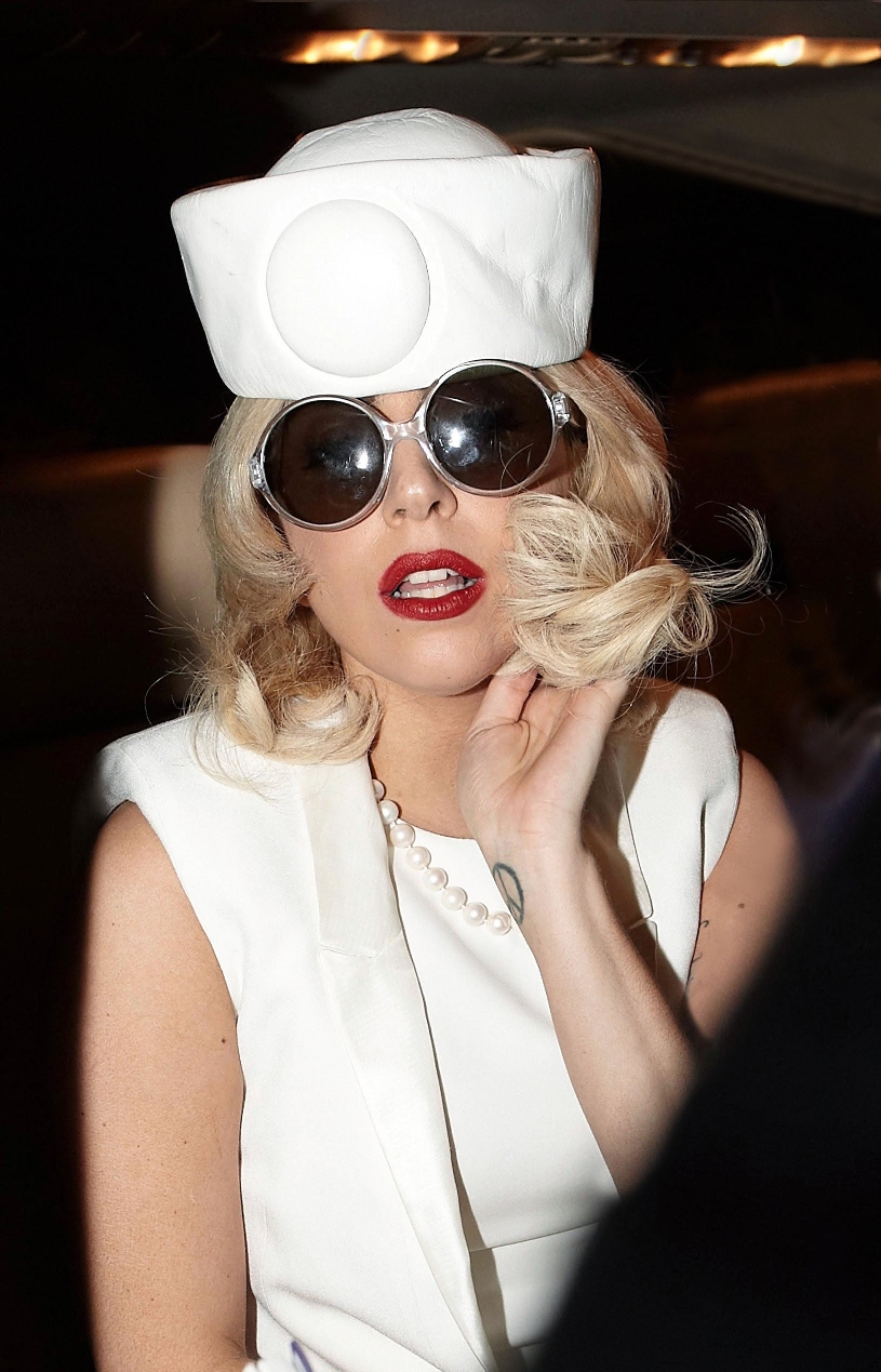 Lady Gaga YSLRDƬ