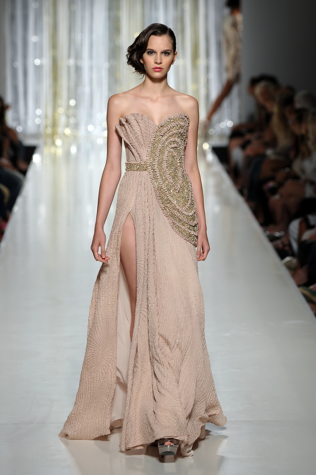 Tony Ward 2011秋冬秀場