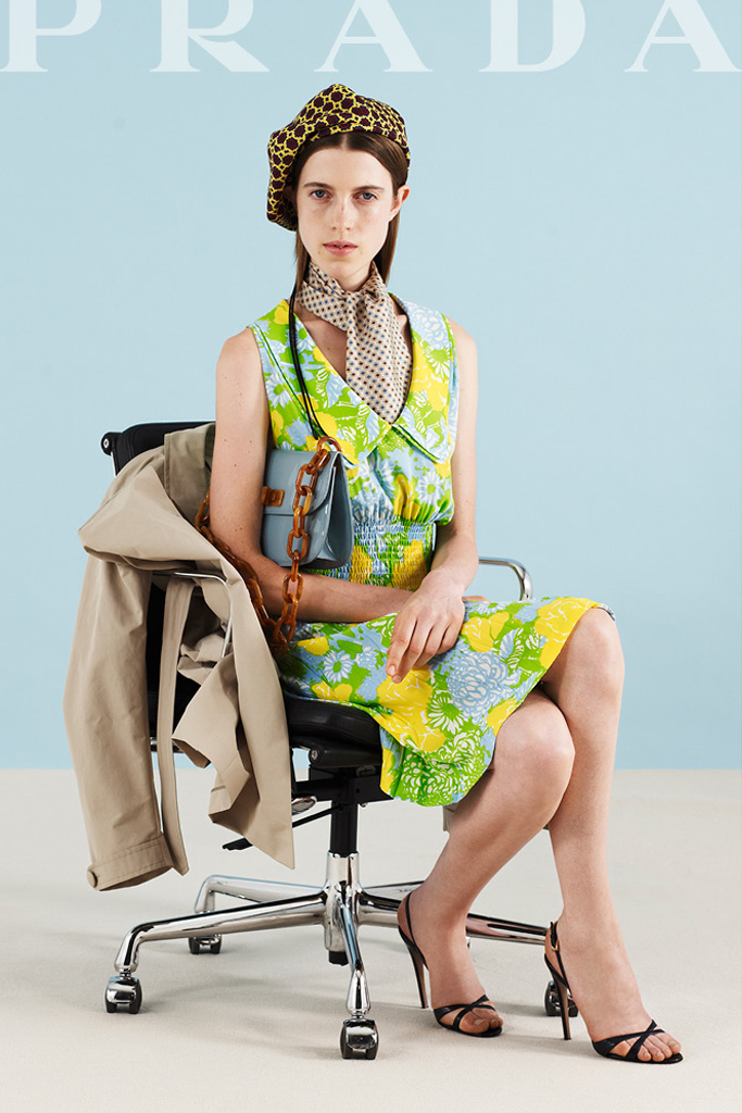 Prada 2012紺ɼϵиDƬ