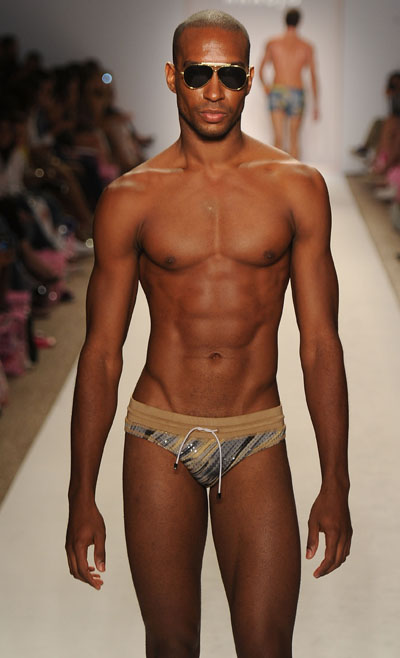 A.Z ARAUJO 2012~ӾbDƬ