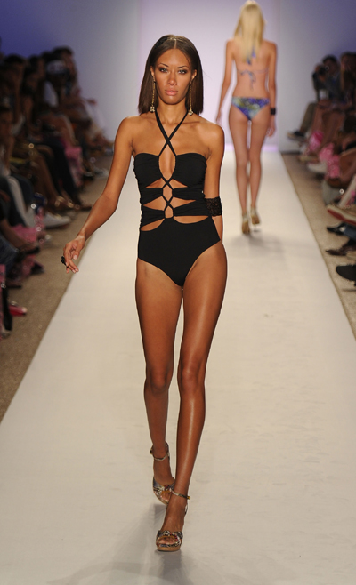 AQUARELLA SWIMWEAR 2012邁阿密泳裝秀場