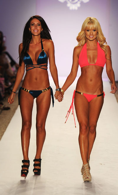 Have Faith Swimwear 2012~ӾbDƬ