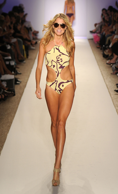 Jogo Beach 2012~Ӿb(chng)DƬ