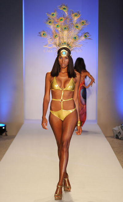 Lisa Blue 2012~ӾbDƬ