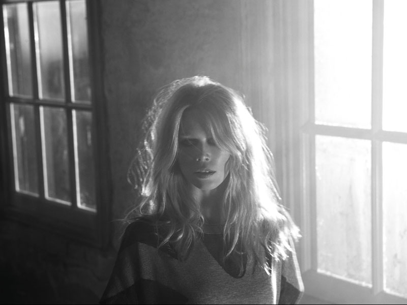 Claudia Schiffer by Camilla 2011秋冬廣告