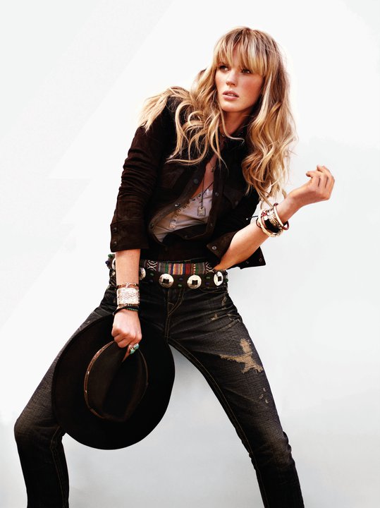 True Religion 2011ﶬV DƬ