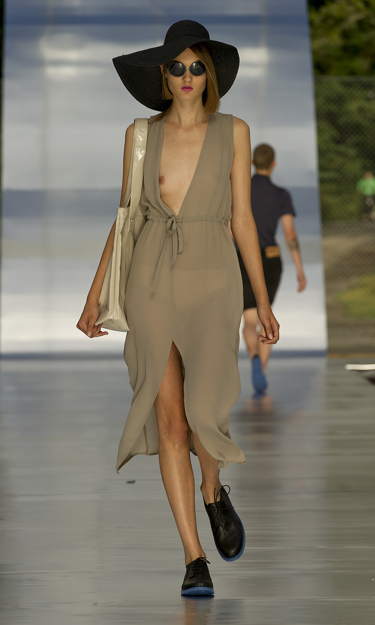 Cheap Monday 2012 ˹¸砖ĦDƬ