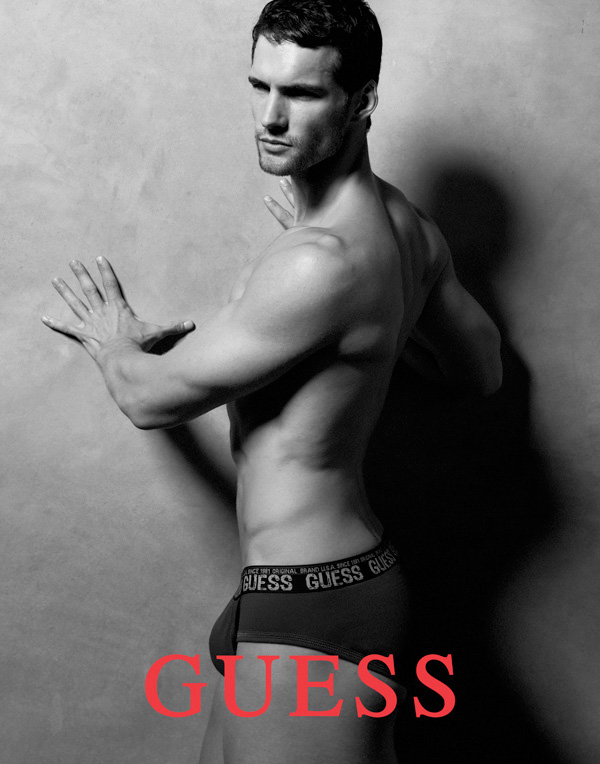 Guess 2011ﶬʿV DƬ