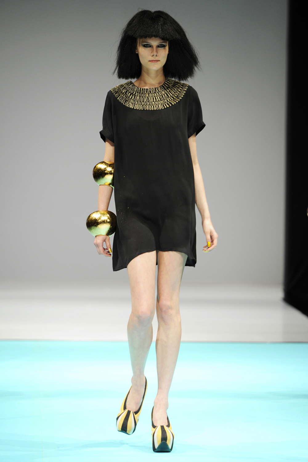 Minimarket 2012 籾DƬ