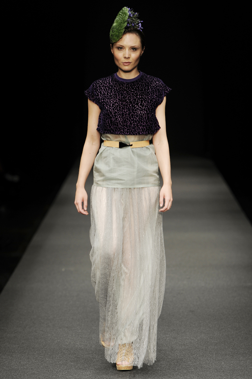 Nina Robenhagen 2012 籾DƬ