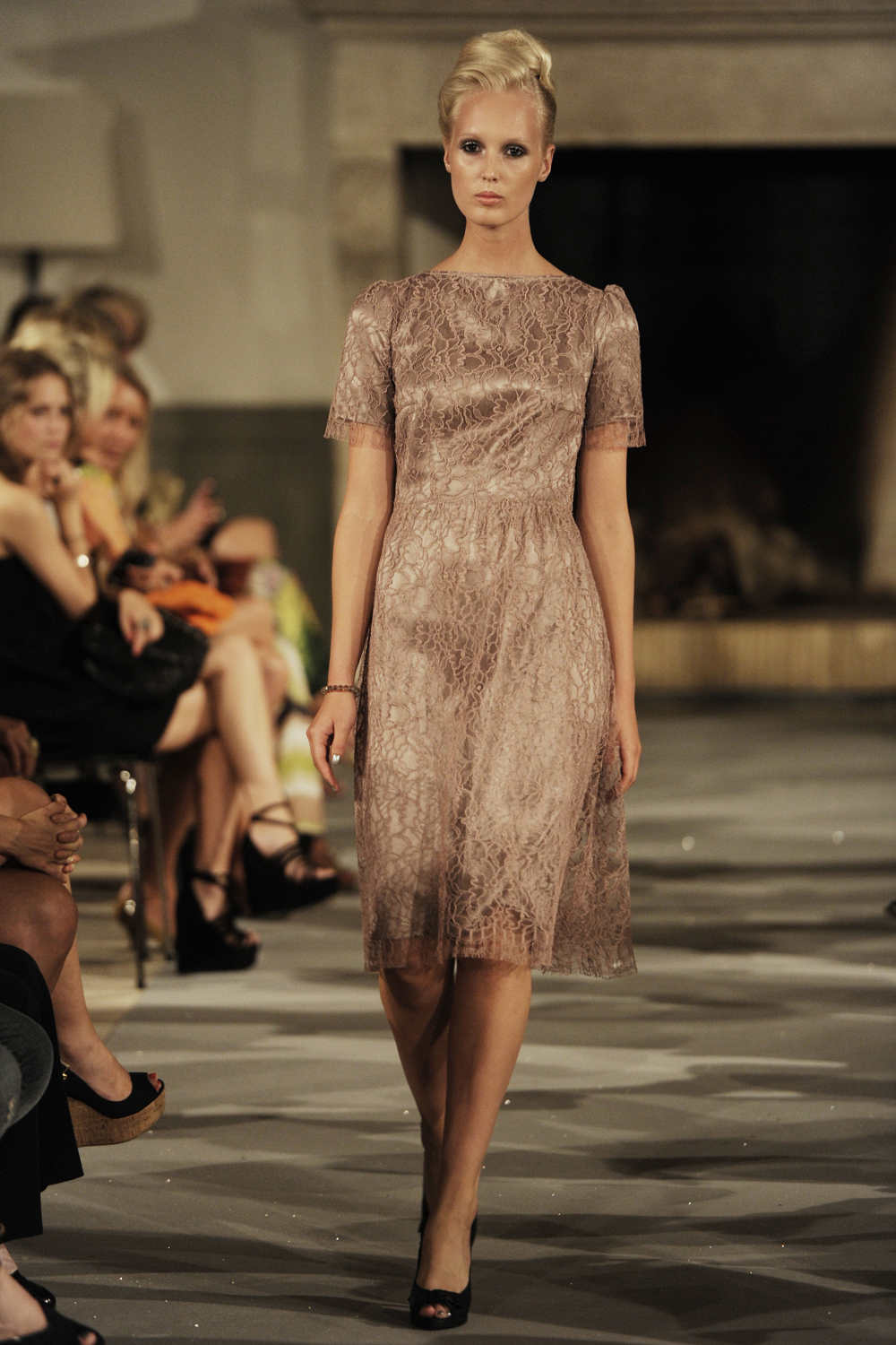 Stasia 2012 籾DƬ