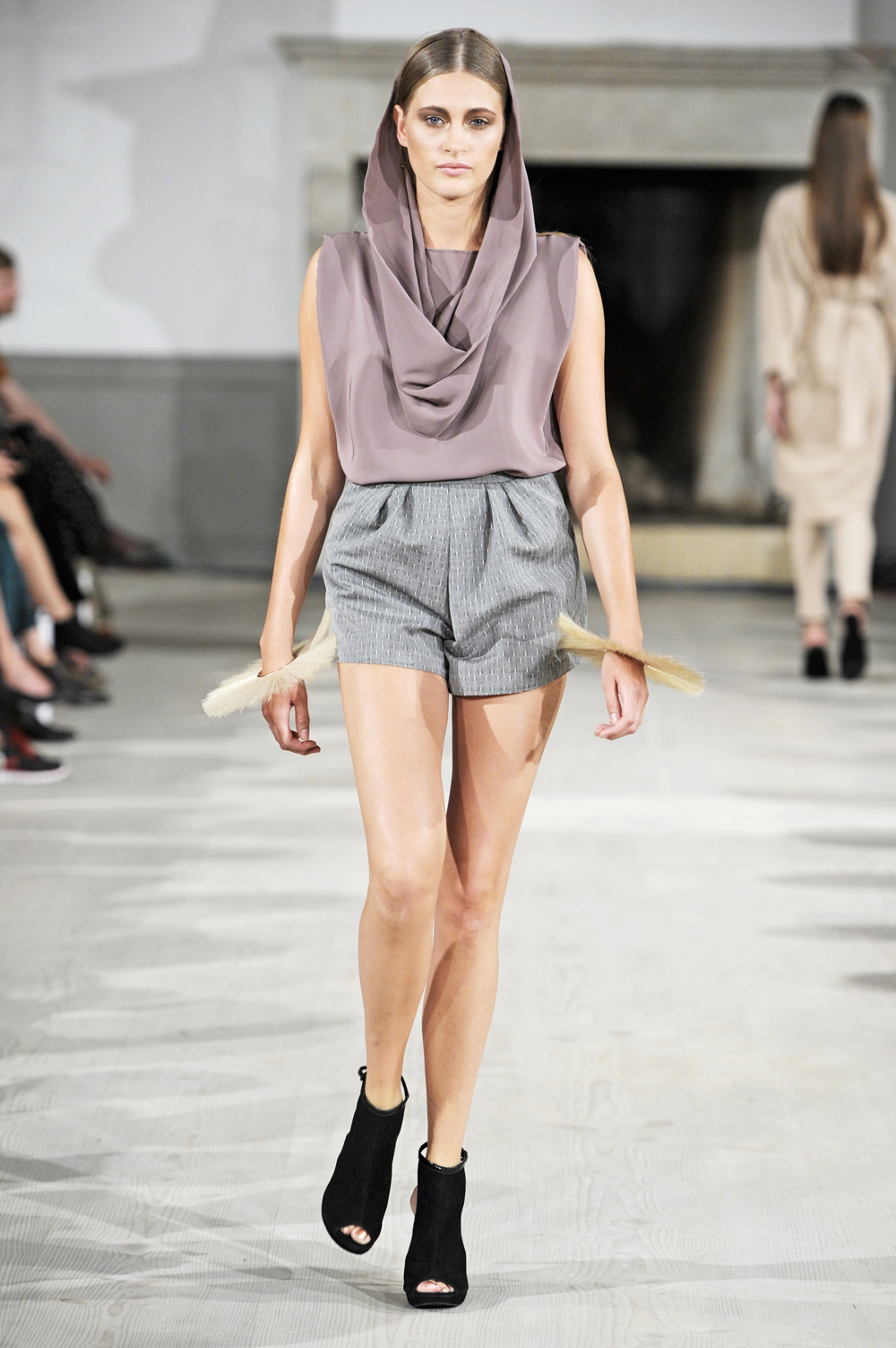 Veronica B. Vallenes 2012 籾DƬ