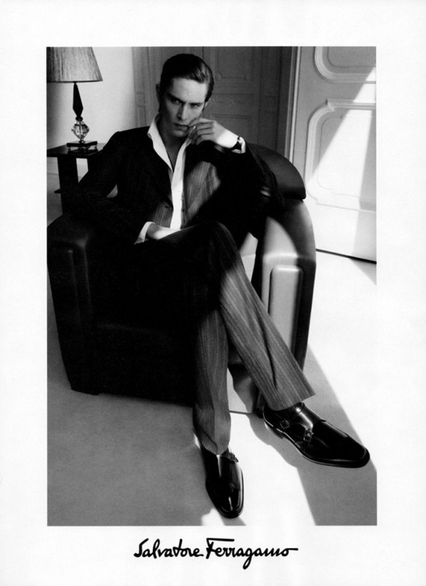 Salvatore Ferragamo 2011ﶬbV DƬ