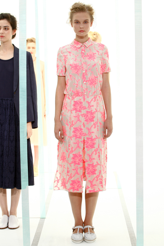 Araks 2012DƬ